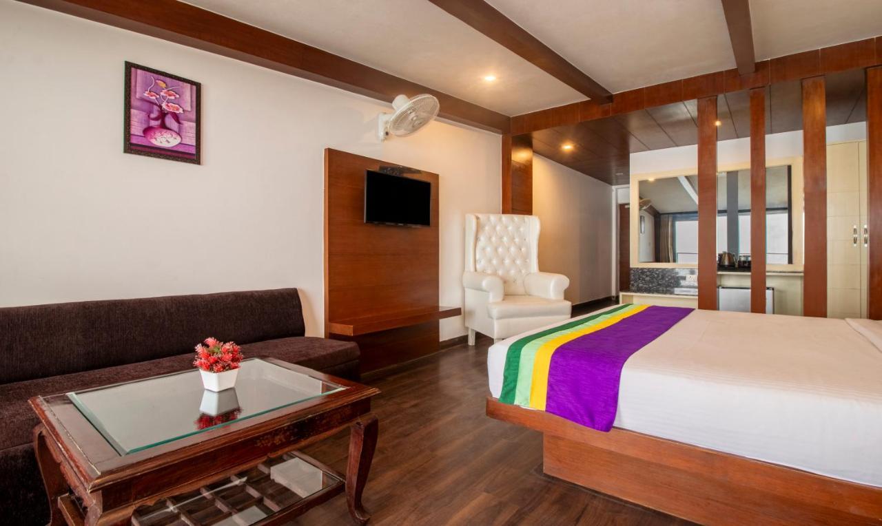 Treebo Premium Queen Of Hills Near Mall Road Mussoorie Exteriér fotografie