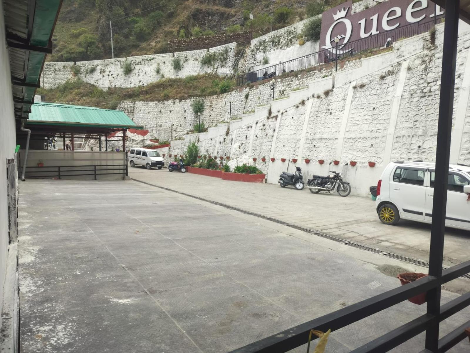 Treebo Premium Queen Of Hills Near Mall Road Mussoorie Exteriér fotografie